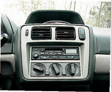 (066-075)_Pinin_Page_03_Image_0004.jpg