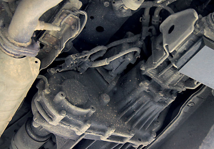 (084-089)_MitsubishiPajeroIII_Page_5_Image_0004.jpg