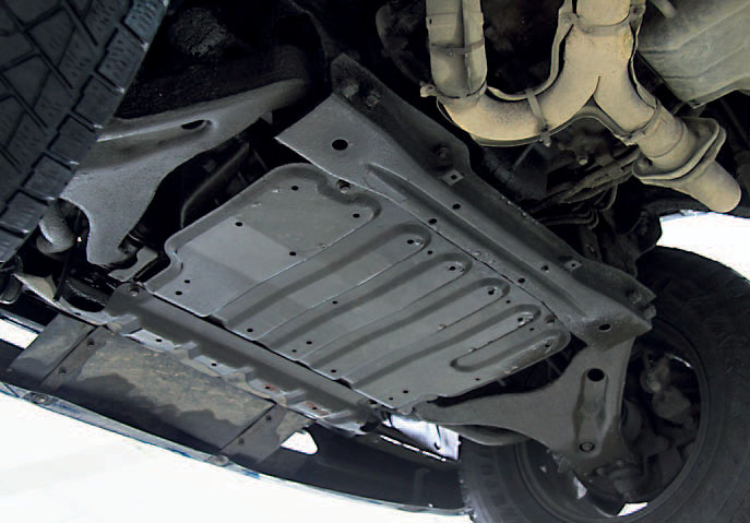 (084-089)_MitsubishiPajeroIII_Page_5_Image_0006.jpg