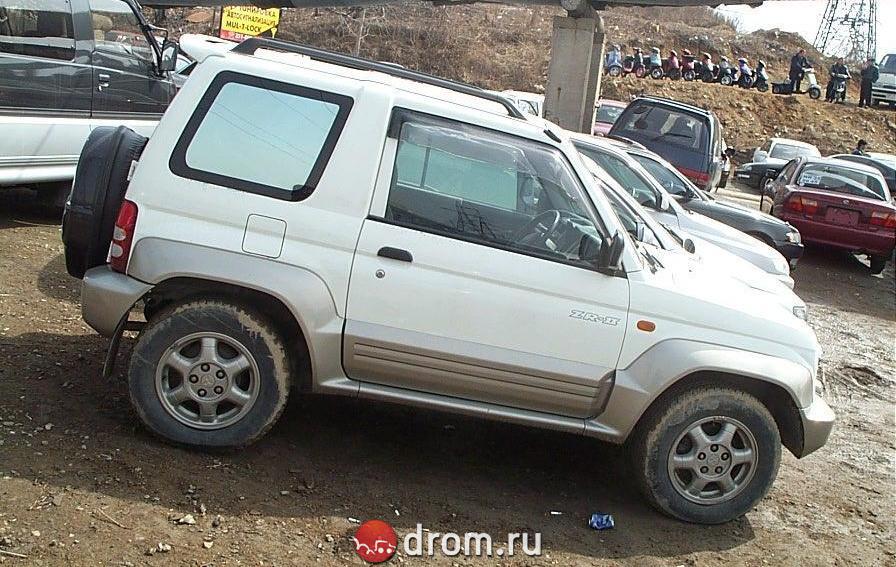 mitsubishi_pajero_junior_4910.jpg