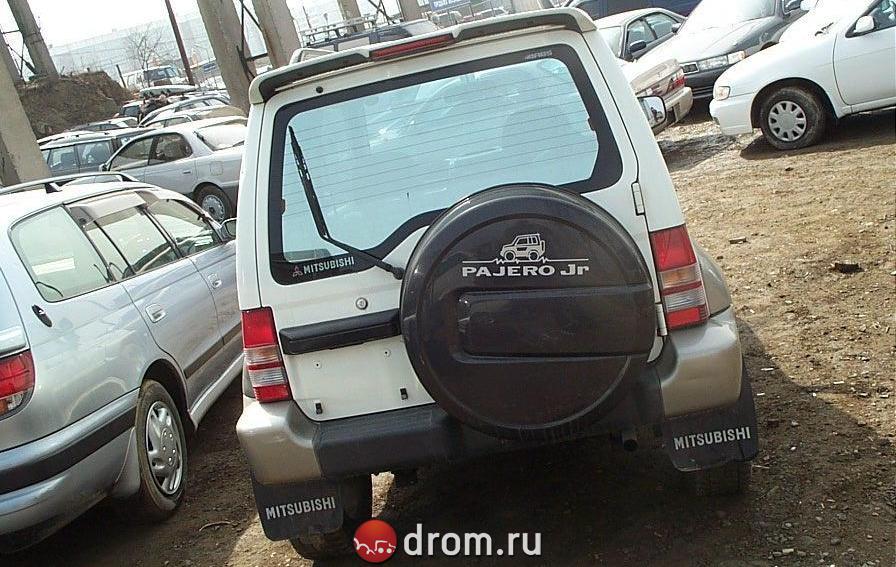 mitsubishi_pajero_junior_4911.jpg