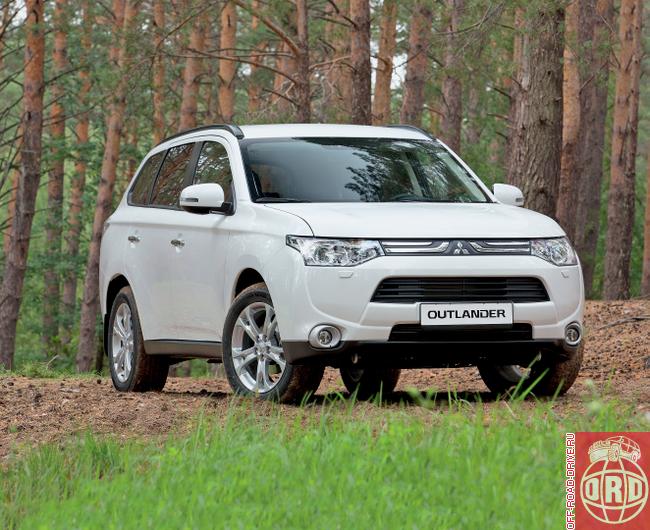 (012-014)_MitsubishiOutlander_Page_1_Image_0001.jpg